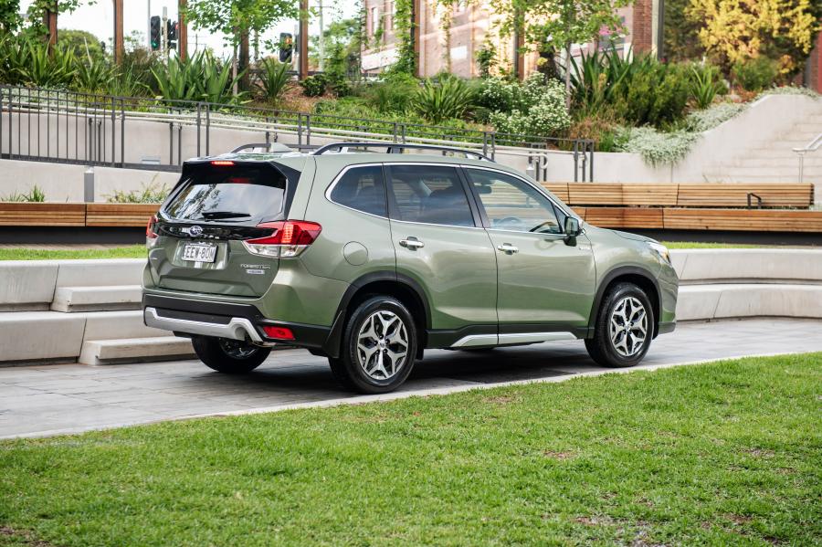  Subaru Forester Hybrid L 2020 года  (AU) (фото 10 из 17)